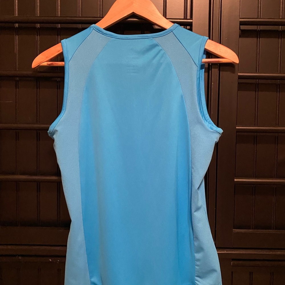 Adidas sleeveless tank - Picture 5 of 6